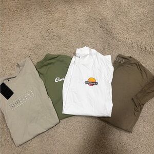 4 men’s Sz M T-shirts